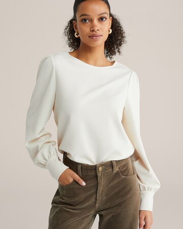 WE Fashion Свитер в Белый: спереди