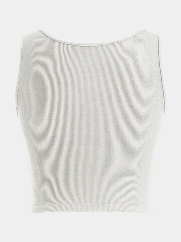 Haut Hiccup en blanc