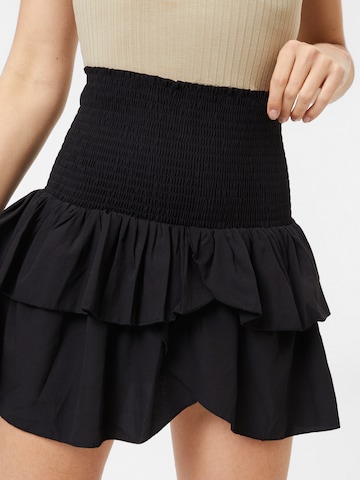 Neo Noir Skirt 'Carin' in Black