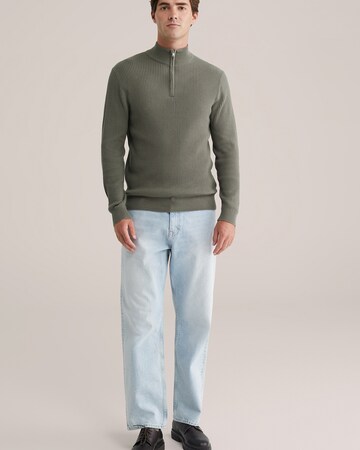 WE Fashion Sweater in Green