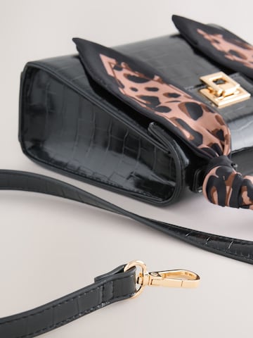 Geantă de umăr de la Next pe negru