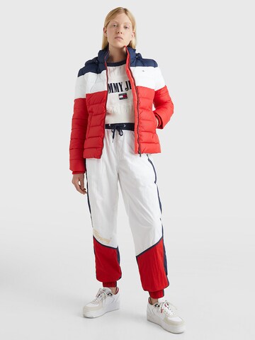 Tommy Jeans Winterjas in Rood