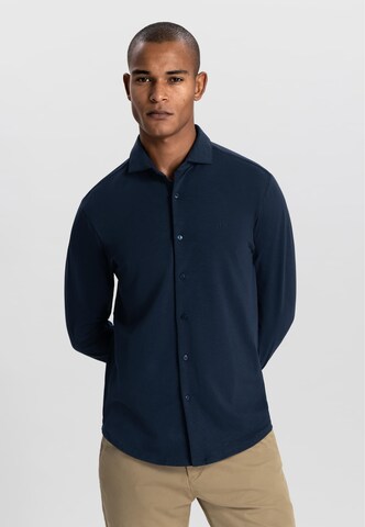 Dstrezzed Regular fit Button Up Shirt 'The Bo' in Blue: front