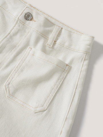 MANGO Regular Shorts in Beige