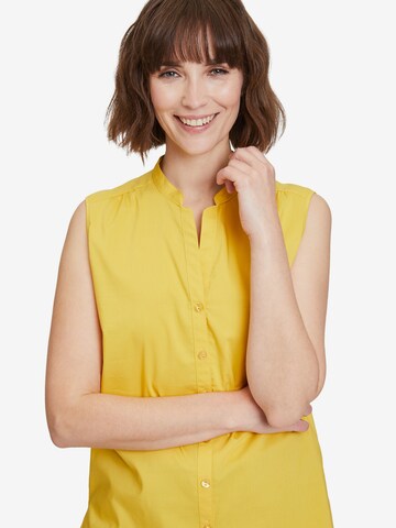 Betty Barclay Blouse in Yellow