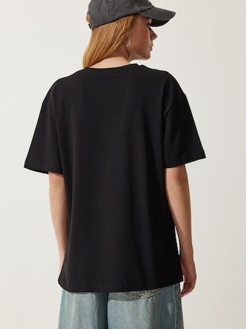 Happiness İstanbul Shirt in Black