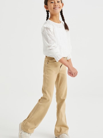 WE Fashion Flared Jeans in Beige