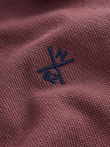 T-Shirt Next en rouge