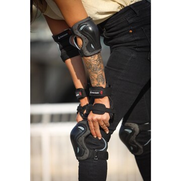 ROLLERBLADE Guard 'Skate Gear' in Black: front