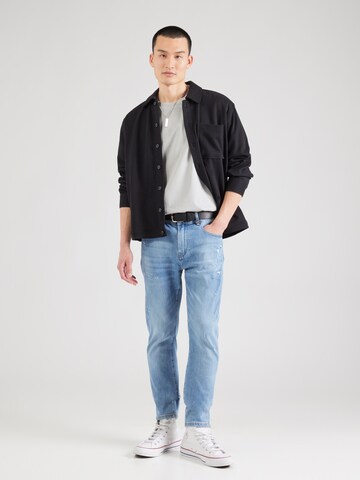 regular Jeans di Elias Rumelis in blu