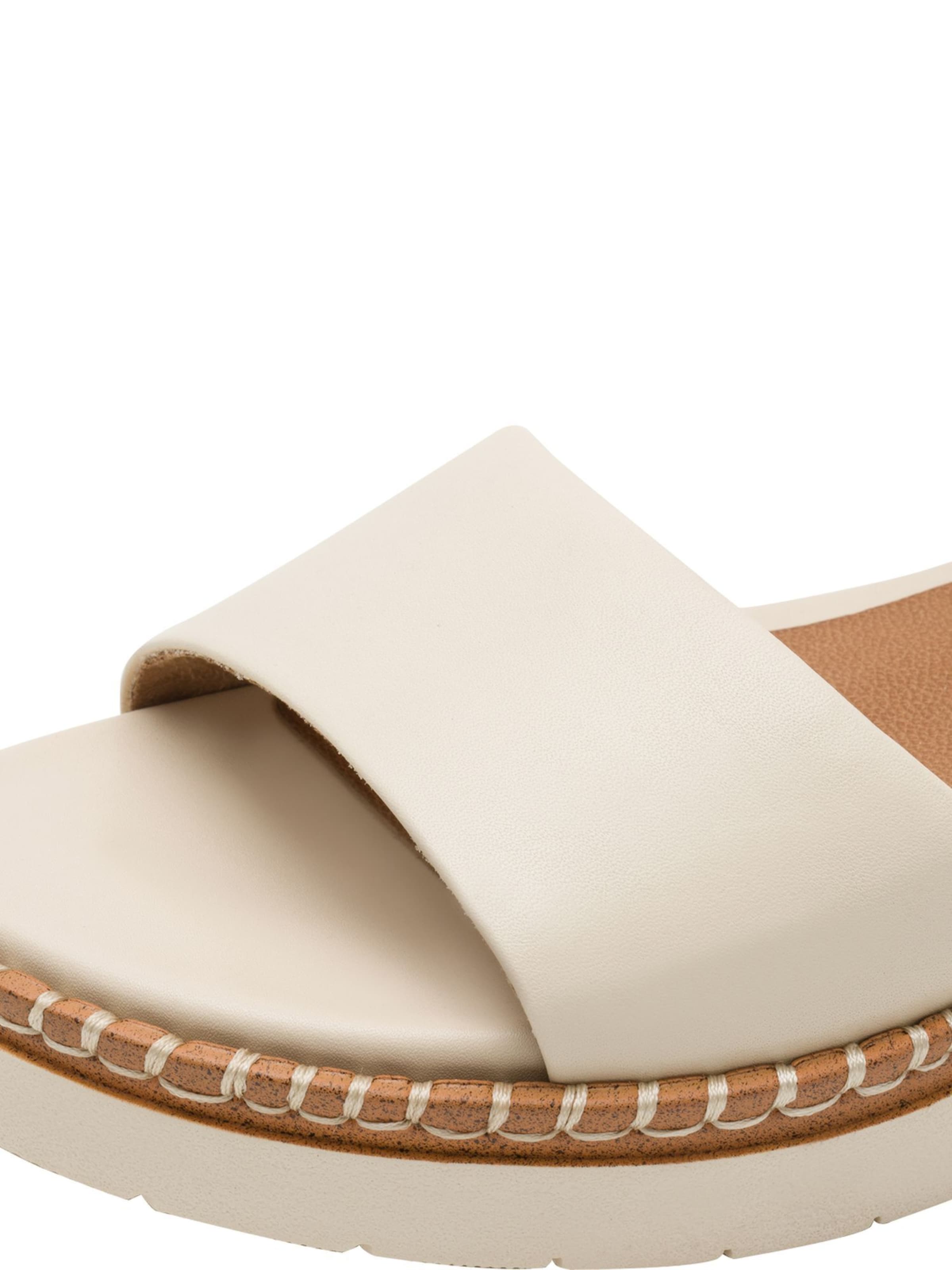 Tamaris Sandal in Beige