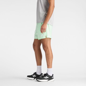 new balance - Loosefit Calças 'Sport Short 5"' em verde