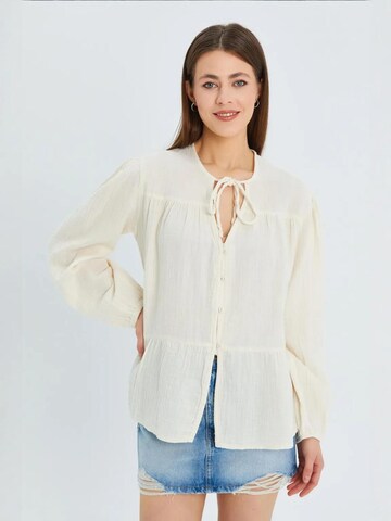 MixRay Blouse in White