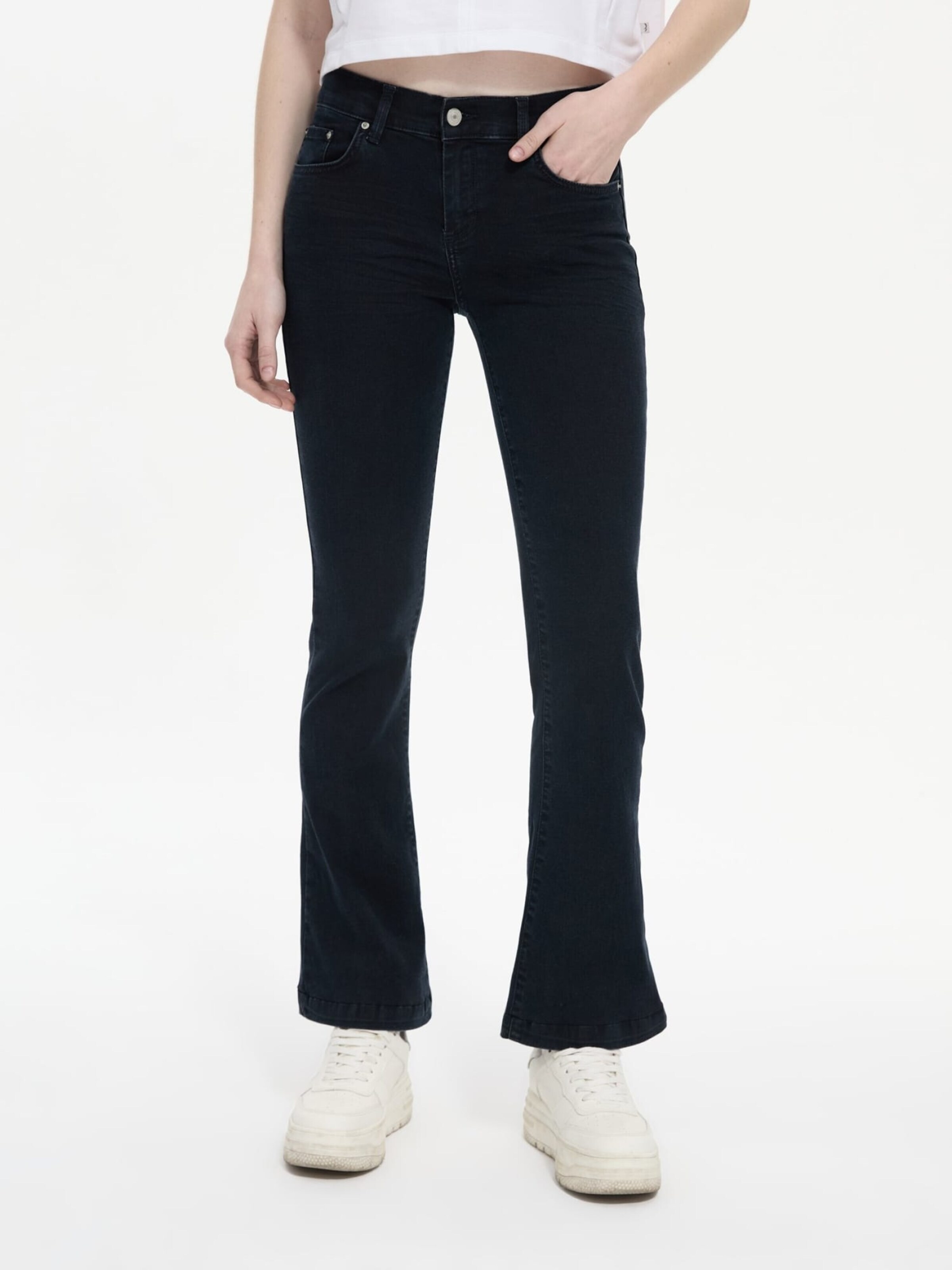 LTB Baggy Jeans 'Fallon' in Blauw: voorkant