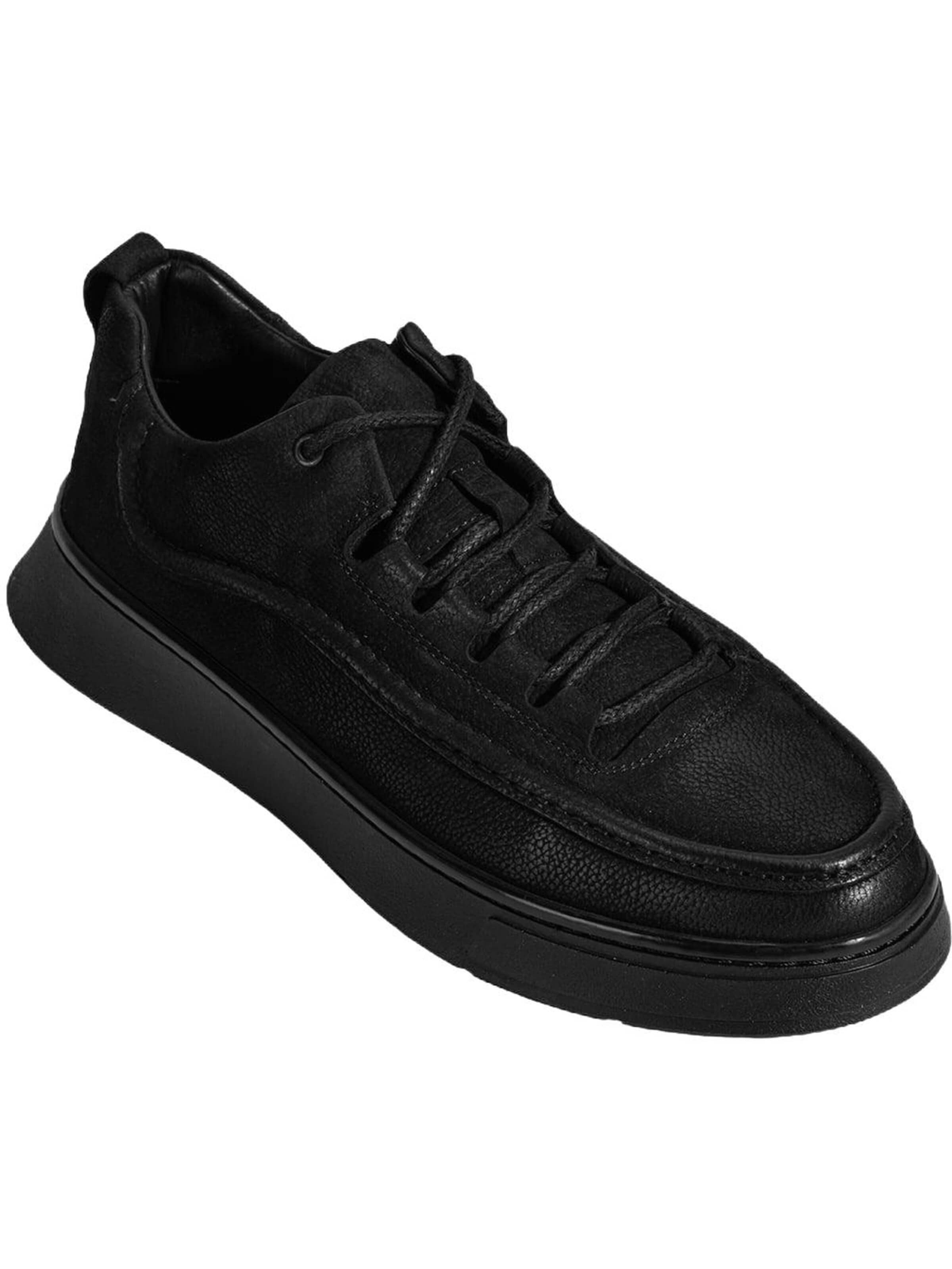 Desa - Zapatillas sin cordones 'Lässige Spitze' en negro