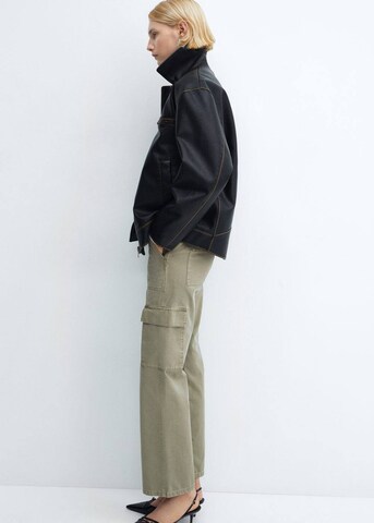 MANGO Regular Cargojeans in Groen