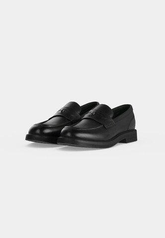 Papuci de casă de la Karl Lagerfeld pe negru
