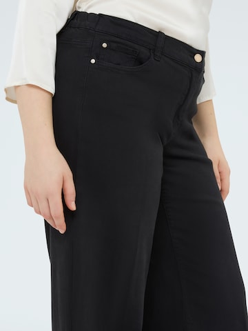 Fiorella Rubino - regular Pantalón en negro