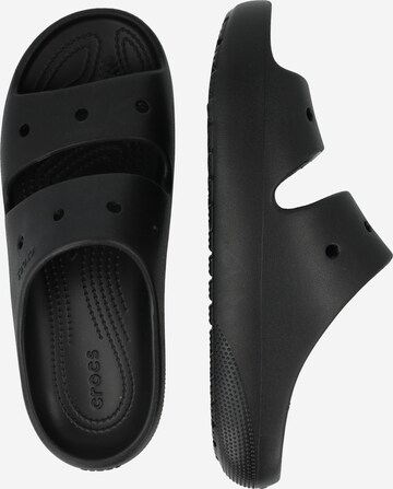 Saboți 'Classic v2' de la Crocs pe negru