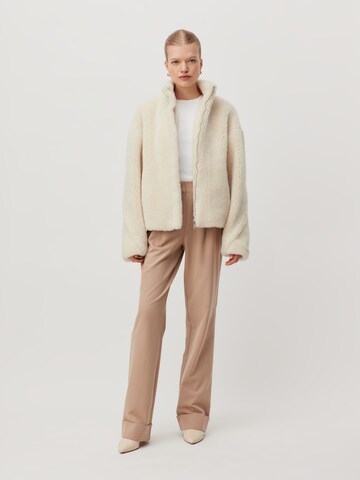 Veste mi-saison 'Maureen' LeGer by Lena Gercke en blanc