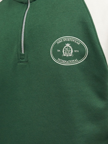 Felpa 'Club' di Nike Sportswear in verde