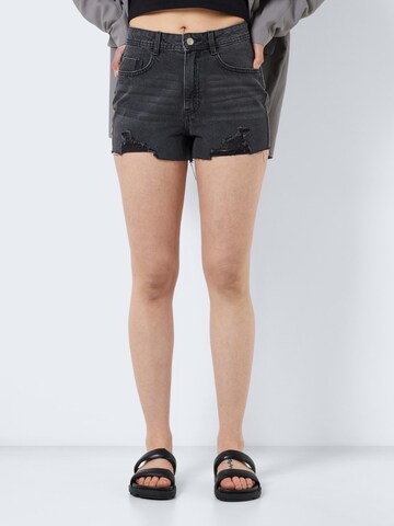 Noisy may Regular Shorts in Schwarz: predná strana