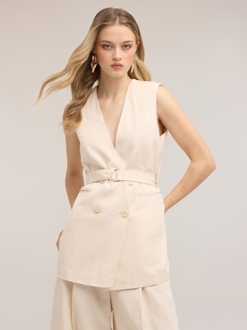 Gilet de costume MOTIVI en blanc
