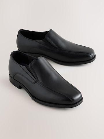 Next Low shoe in Black