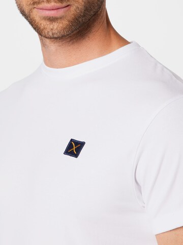 Clean Cut Copenhagen - Camiseta en blanco