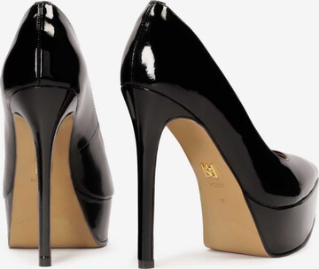 Kazar Pumps in Schwarz