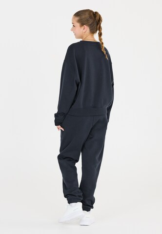 Les'Arcs Sweatshirt 'Shreya' in Blau