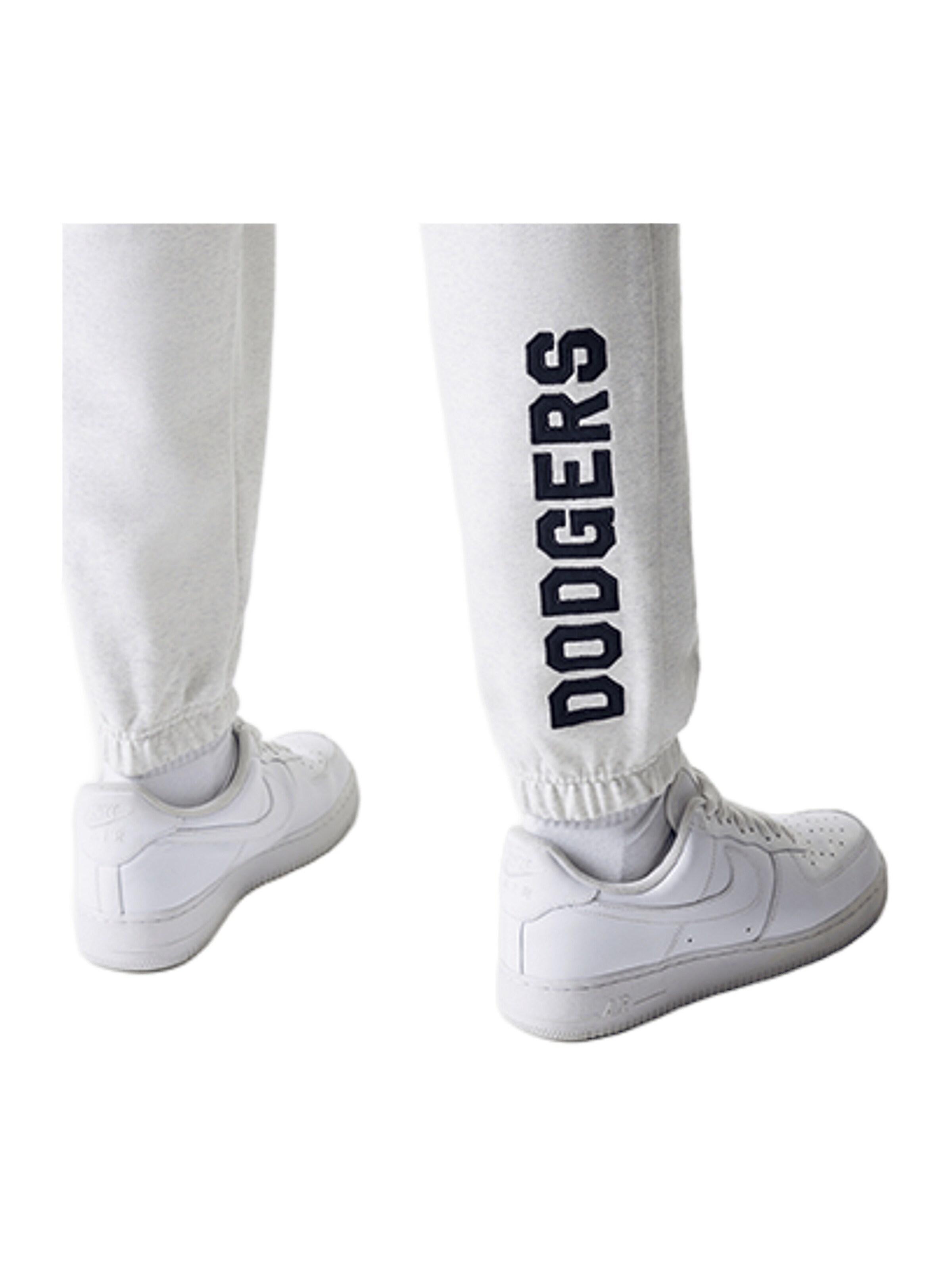 NEW ERA Regular Hose in Grau