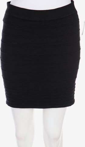 Morgan Skirt in XS-S in Black: front