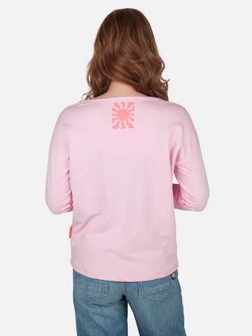 salzhaut Shirt 'UNNERWEGS' in Roze