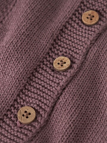Lil'Atelier Strickjacke in Lila