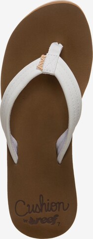 REEF Beach & Pool Shoes 'Cushion Breeze' in White