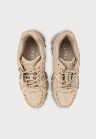 GUESS Ниски маратонки в бежово