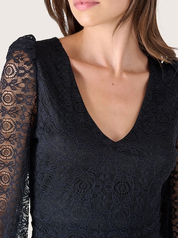 Camomilla Blouse 'Sery' in Zwart