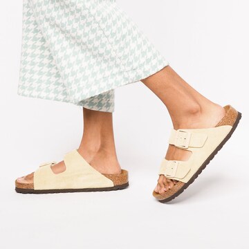 BIRKENSTOCK - Sapato aberto 'Arizona' em bege