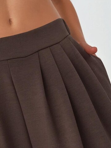 Wide leg Pantaloni di Hiccup in marrone