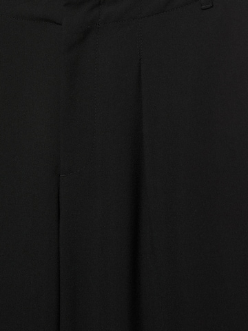 Pull&Bear Wide leg Pleat-front trousers in Black