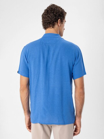 Antioch Regular fit Button Up Shirt in Blue