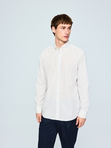 Regular fit Camicia di Next in bianco: frontale