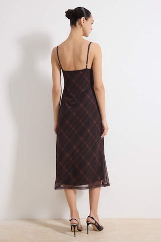 Trendyol - Vestido en Mezcla de colores