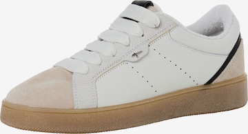 Tamaris Sneakers laag in Wit: voorkant