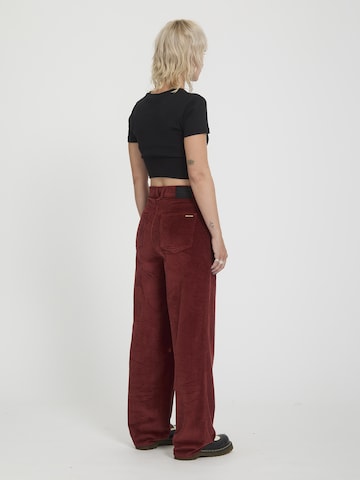 Volcom Loosefit Broek 'Weellow II' in Rood