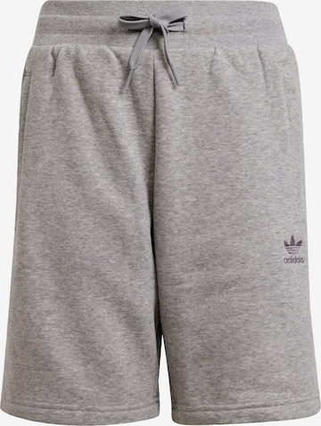 ADIDAS ORIGINALS - regular Pantalón 'Shorts' en gris: frente