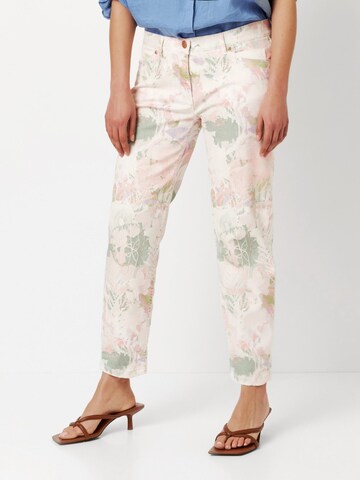 TONI Slim fit Jeans in Pink: front