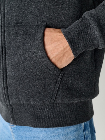 Giacca di pile di Next in grigio