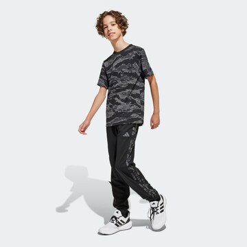 Effilé Pantalon de sport 'Essentials' ADIDAS SPORTSWEAR en noir